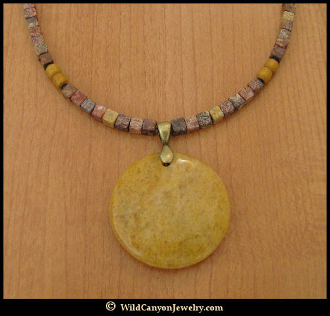 honey jade necklace